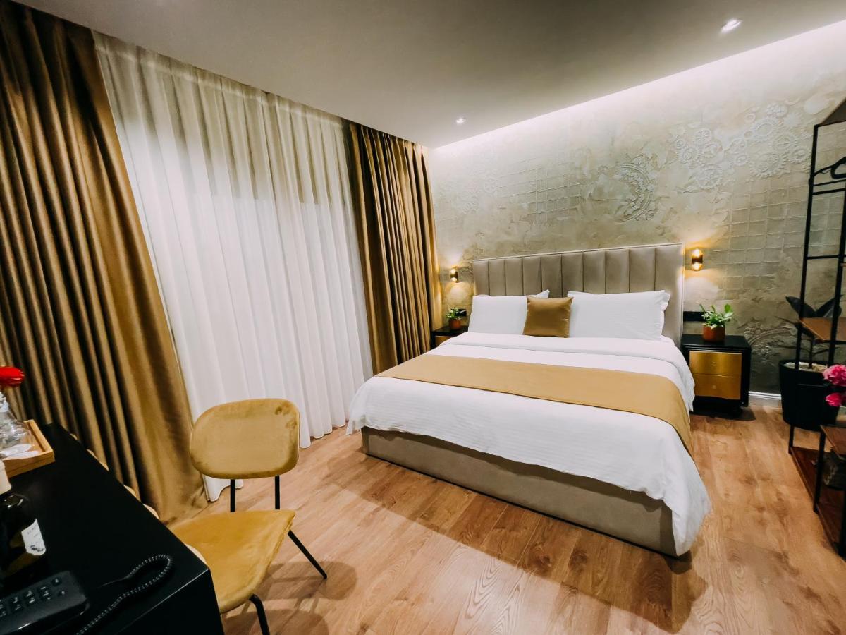 Imperator Hotel Tirana Exteriér fotografie